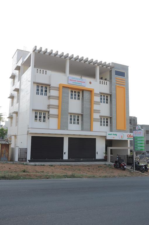 Oyo 1900 Hotel Olive Residency Mysuru Zewnętrze zdjęcie