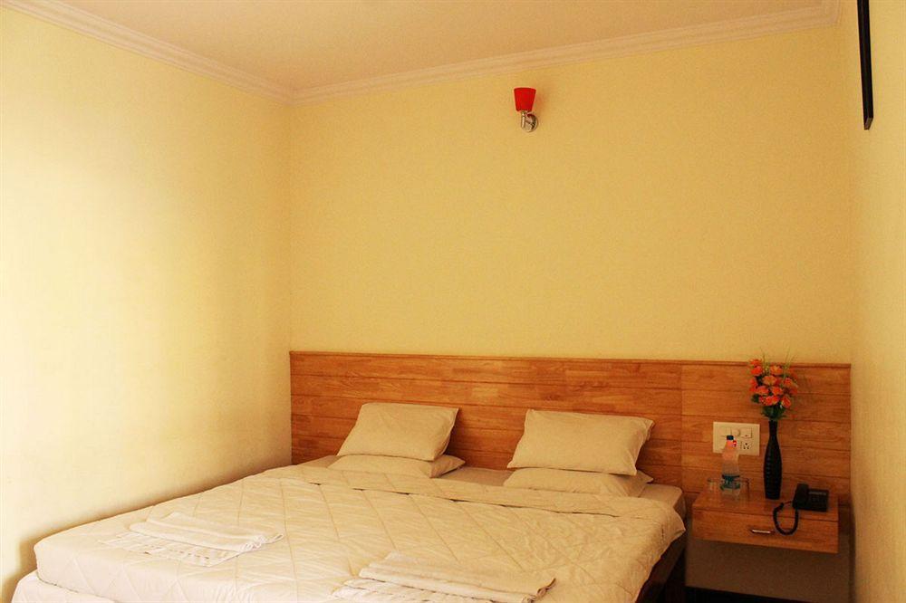 Oyo 1900 Hotel Olive Residency Mysuru Zewnętrze zdjęcie