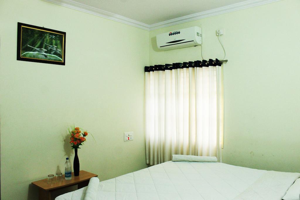 Oyo 1900 Hotel Olive Residency Mysuru Pokój zdjęcie